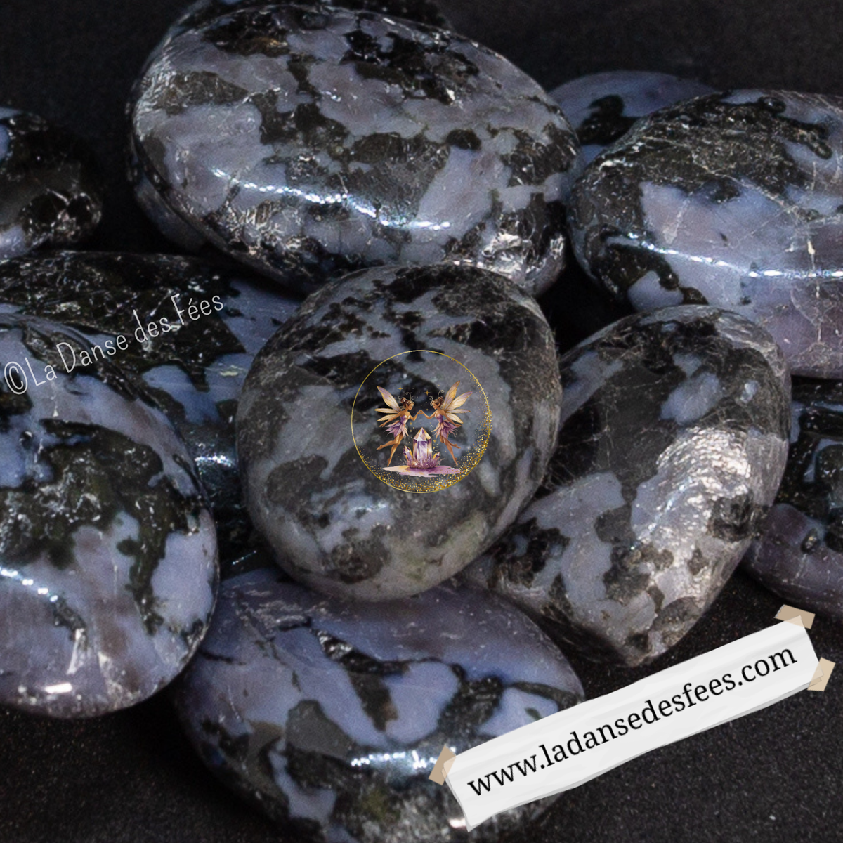 Merlinite Mysthique